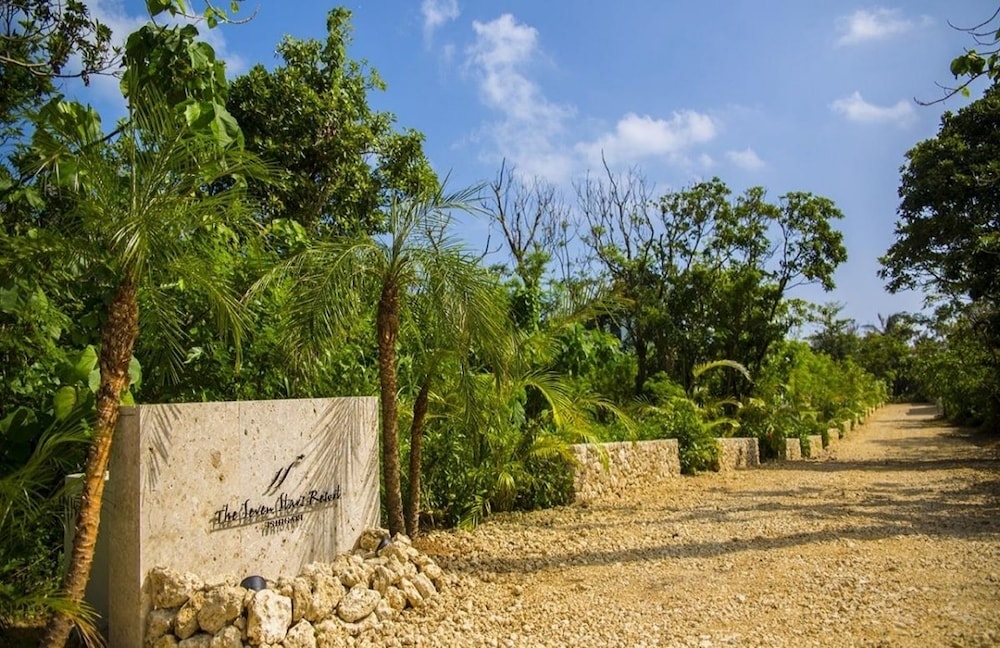 The Seven Stars Resort ISHIGAKI