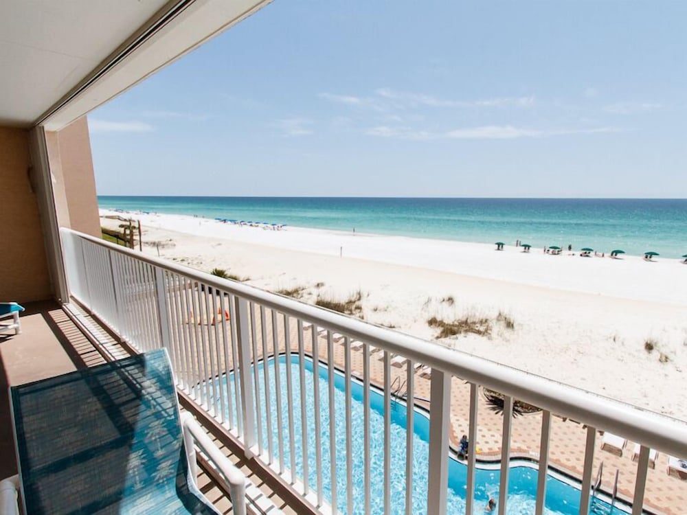 Islander 4007 by Brooks and Shorey Resorts