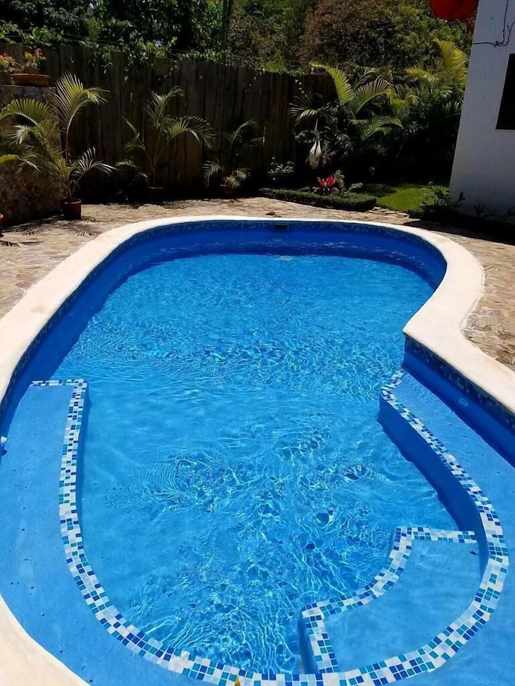 Villa Lujosa — photo 5