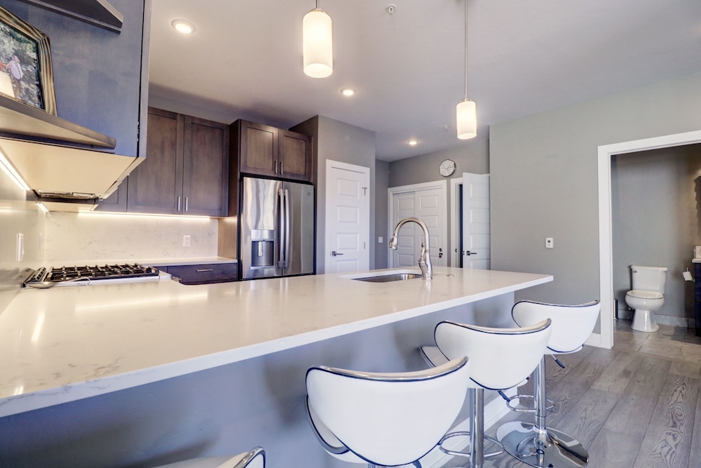 Sail Lofts 205 2 Bedroom Condo