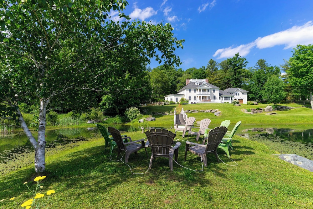 Secluded Berkshires Estate + Private Pond/pool,theater, Gym Sunny Pond