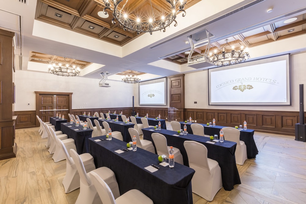 meeting & event spaces