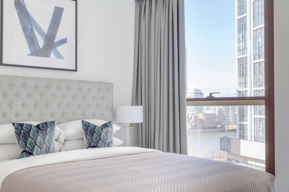 Luxurious 3BD Flat by the River Thames - Vauxhall