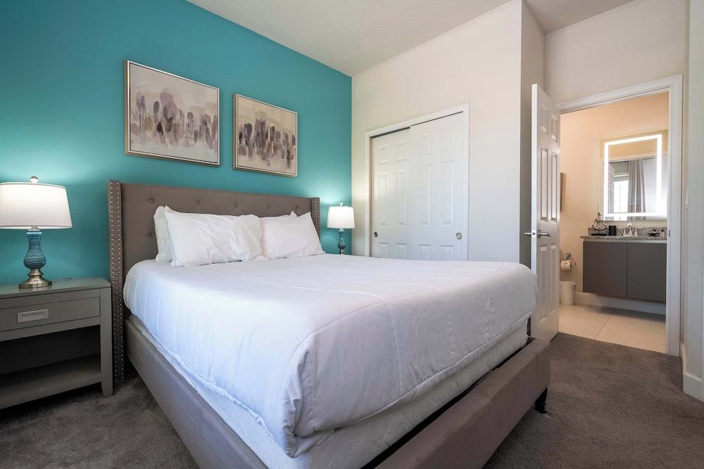 Bright 5BD Disney Escape w Private Pool 1536