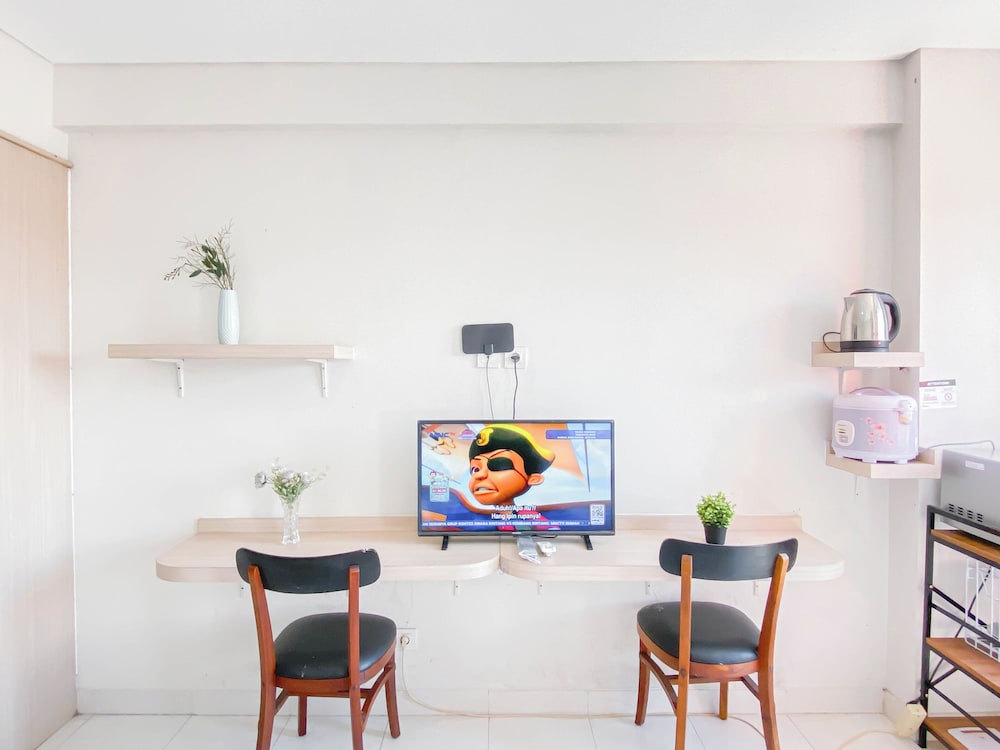 Simple Studio (No Kitchen) Near President University At Elvis Tower Apartment