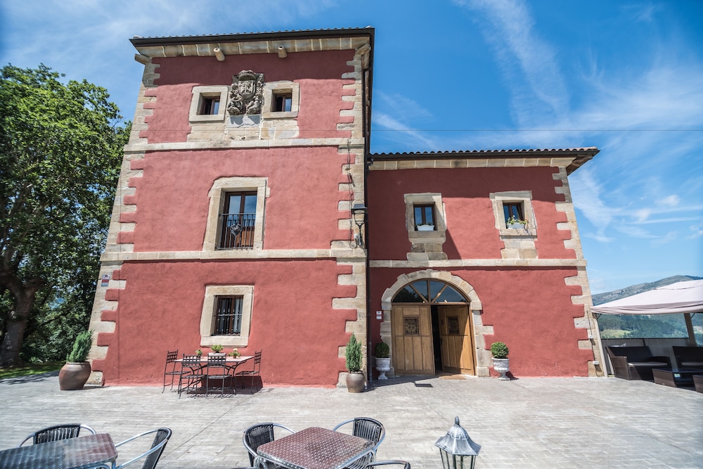 Palacio Horkasitas