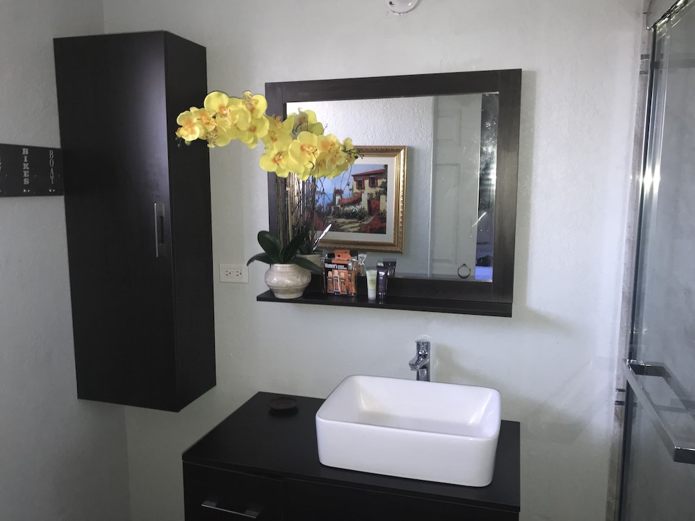 Abacus Jamaica the Zana Suite