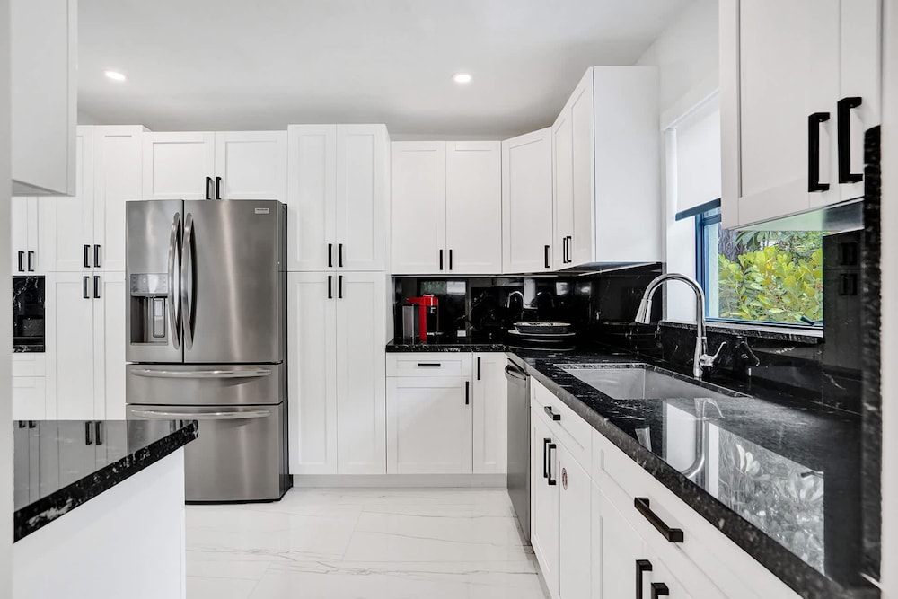 Hibiscus House in Fort Lauderdale