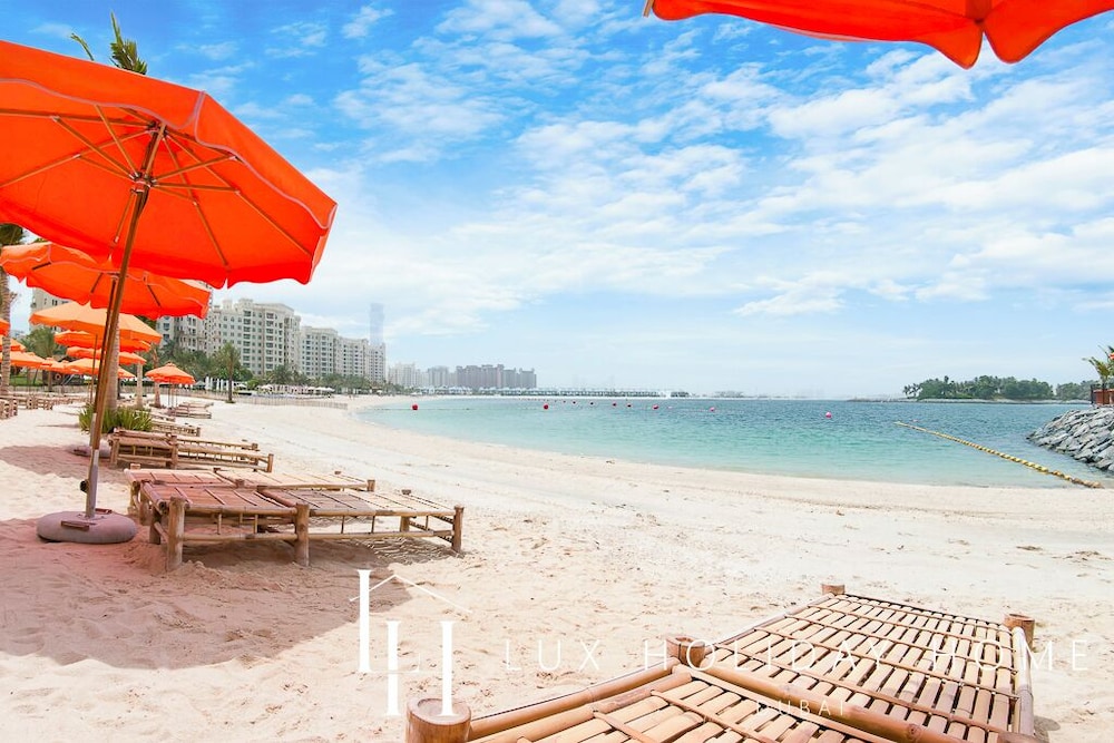 LUX Holiday Home - Azure Residence 4