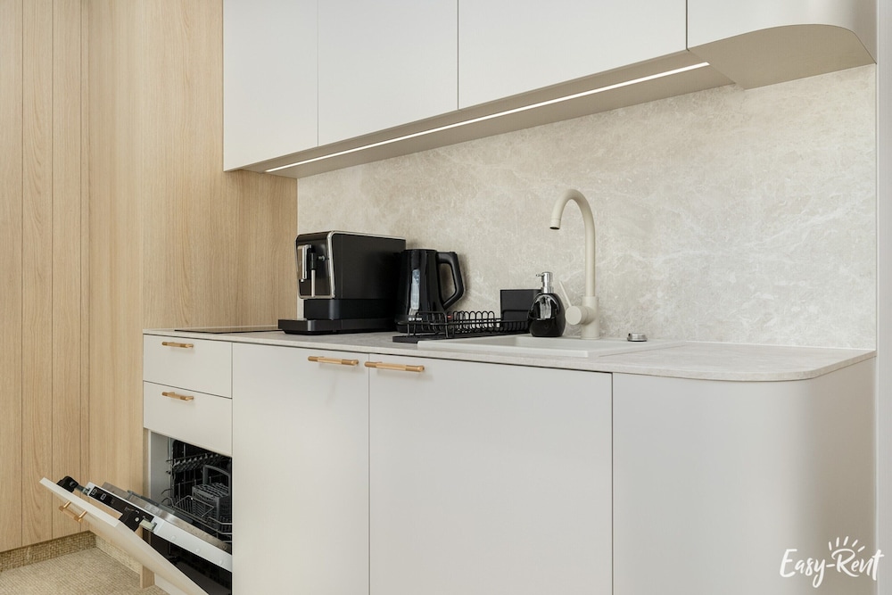 Apartment Lukecin Near Beach and Pool