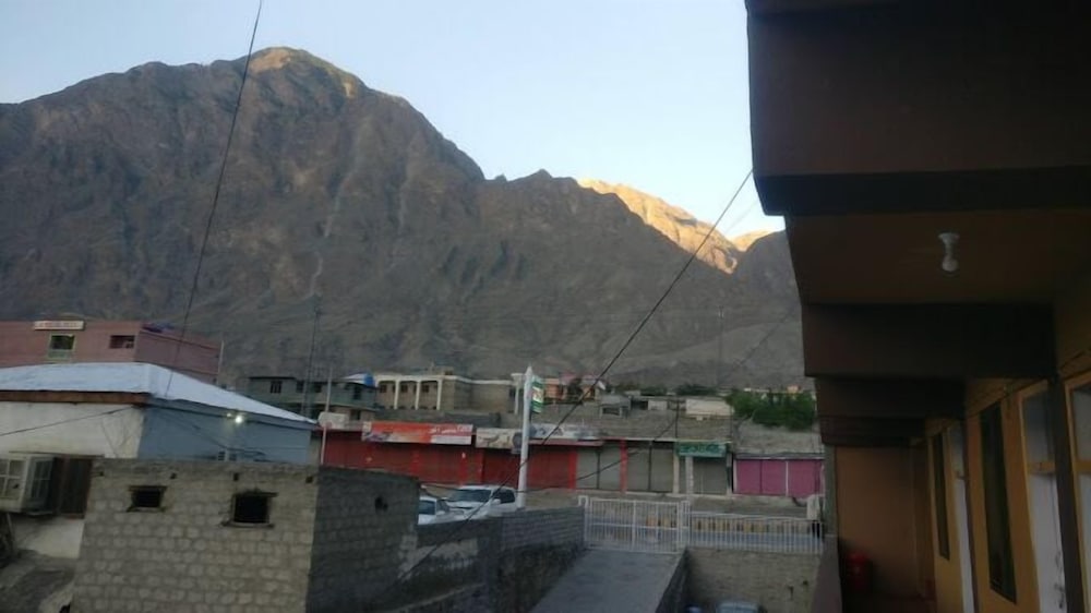 Photo 11