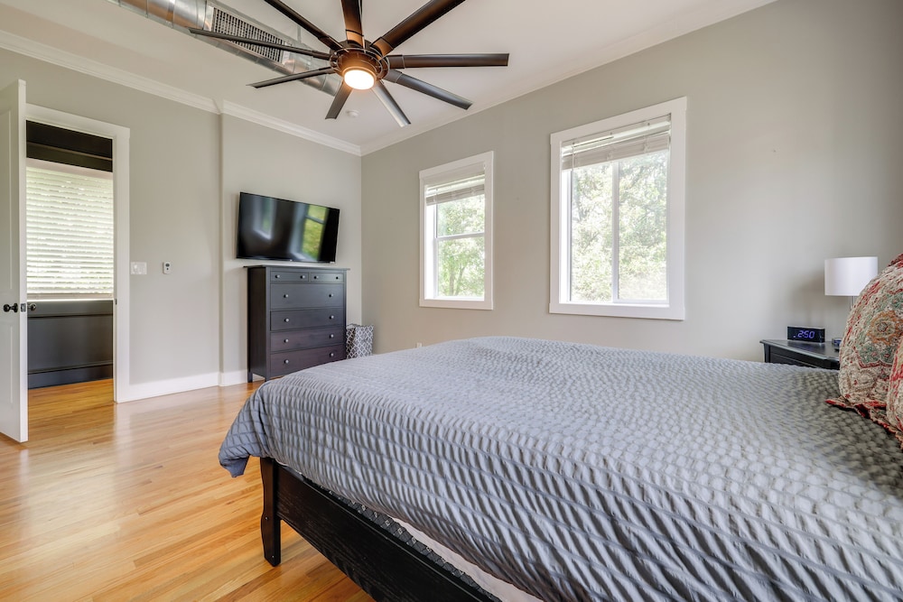 2 Mi to Dtwn San Marcos: Spacious Home w/ Yard!