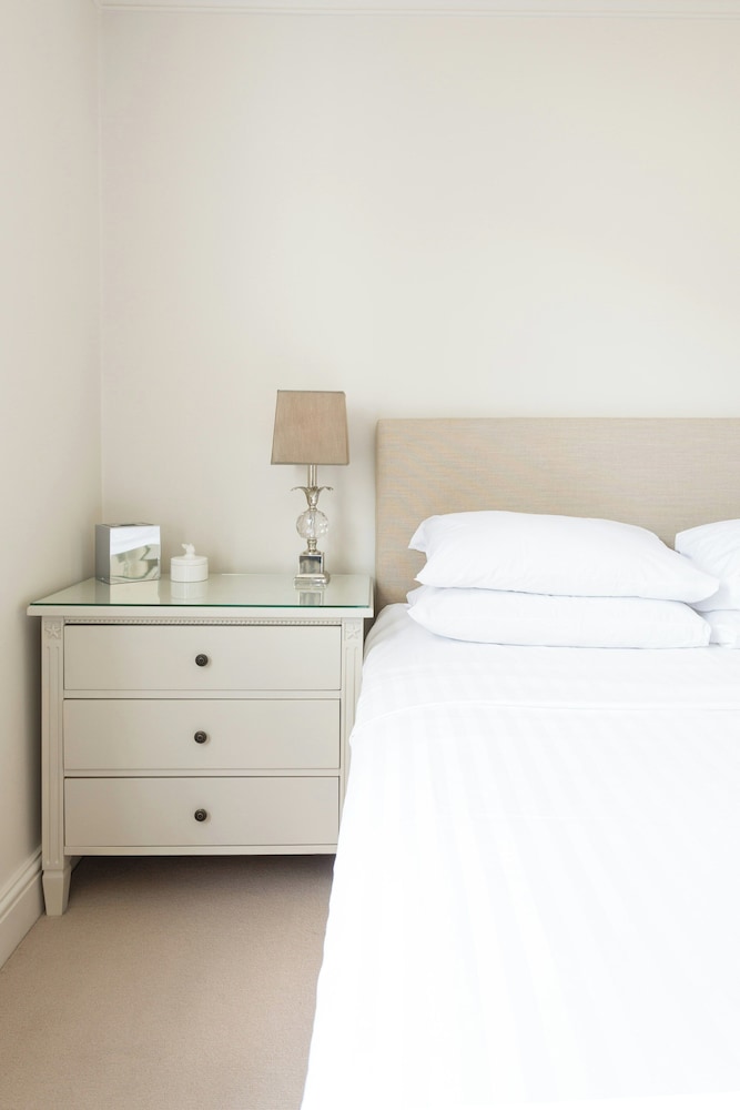 Kinnerton Street by Onefinestay