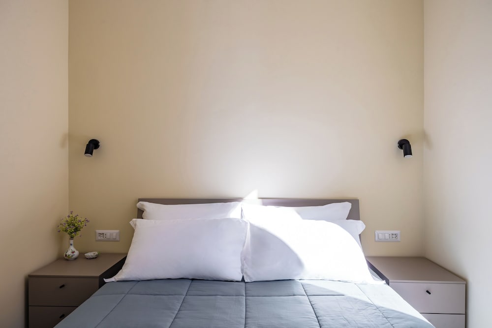 La Pinacoteca Aparthotel by NapoliApartments