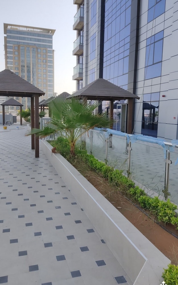 Luxurious and Spacious one Bedroom Apartment in the Heart of Dubai