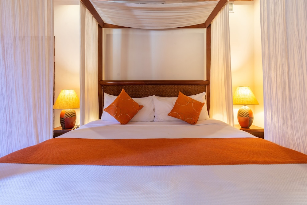 Estrada Hotel & Bistro