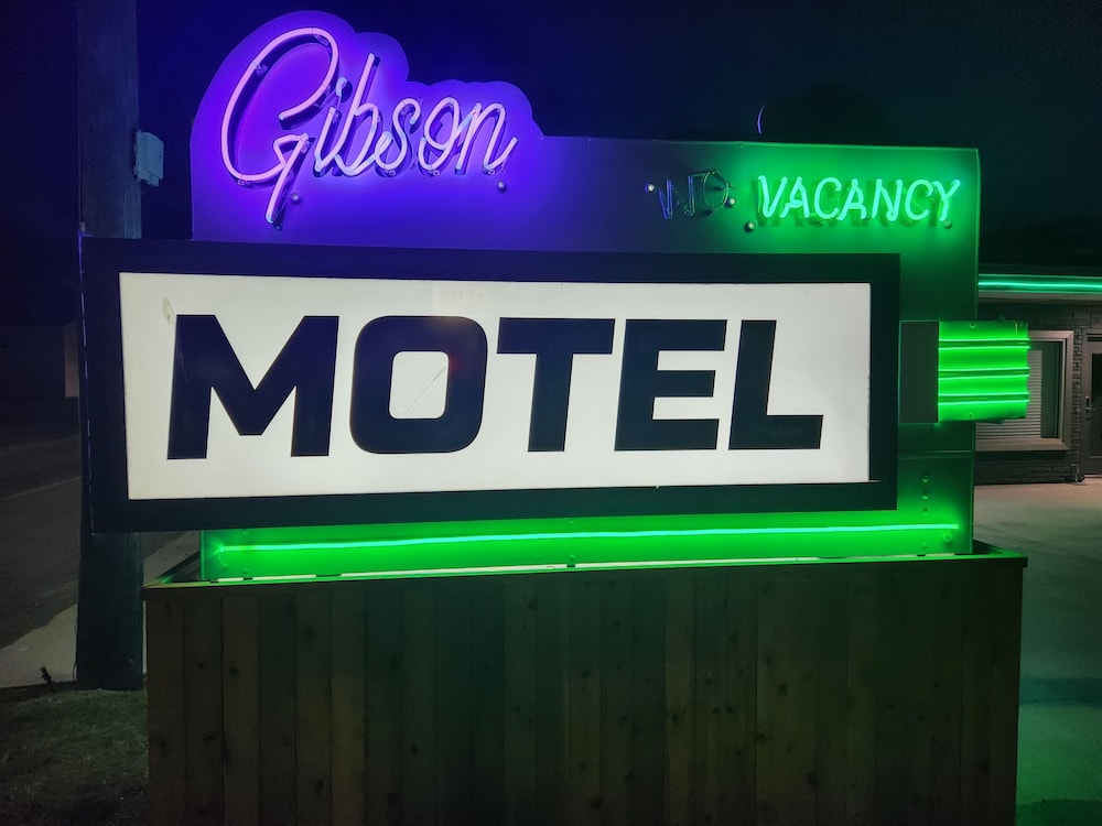 Gibson Motel - Property Image 1