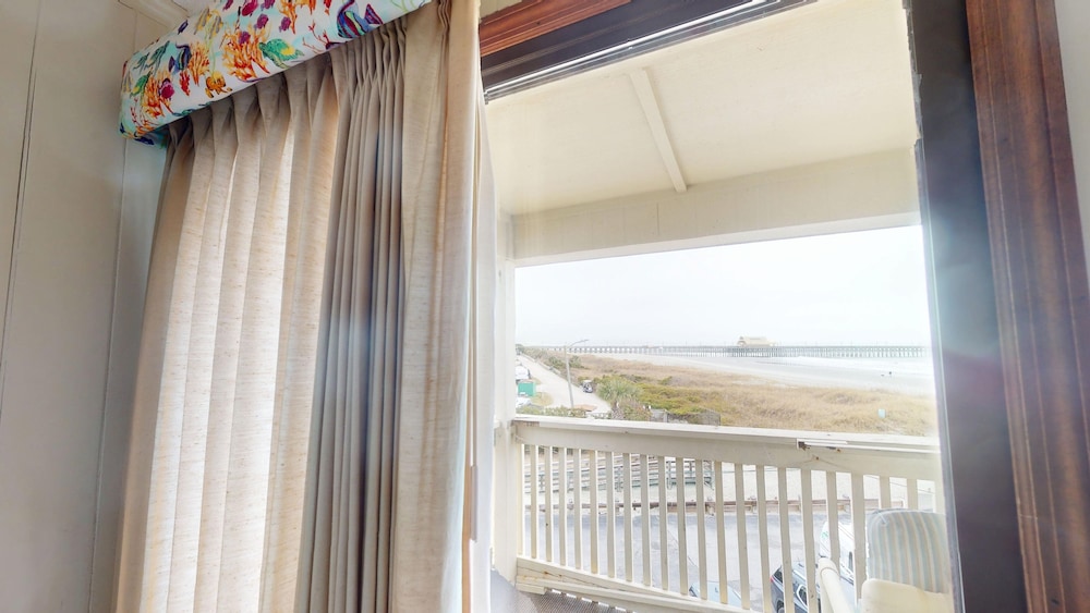 A Place At The Beach Iv G330 2 Bedroom Condo