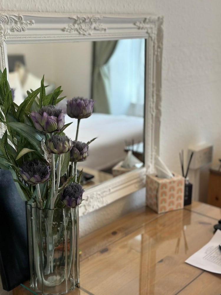 Abbey House Bed and Breakfast