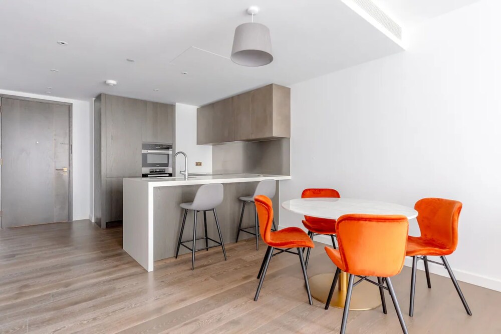 Luxurious 1BD Flat by the River Thames - Vauxhall