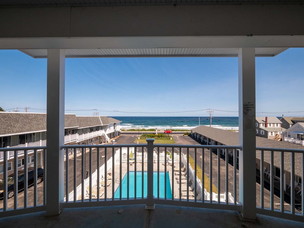Sea Latch Inn