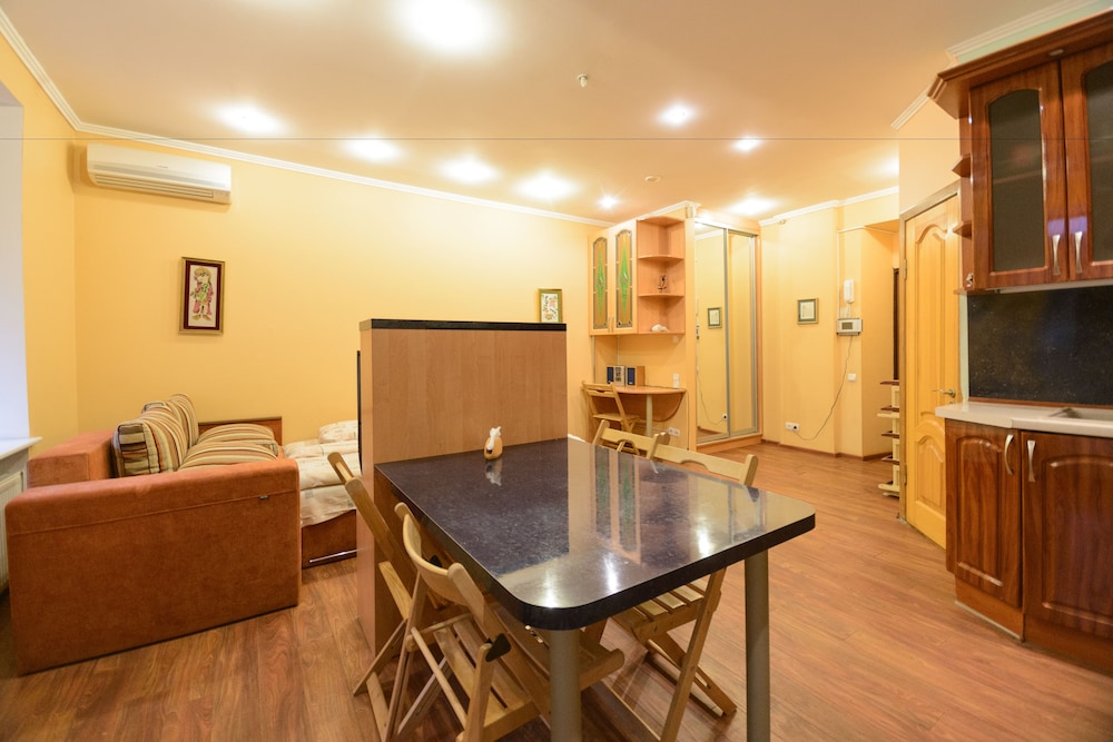 Kiev Accommodation Hotel Service