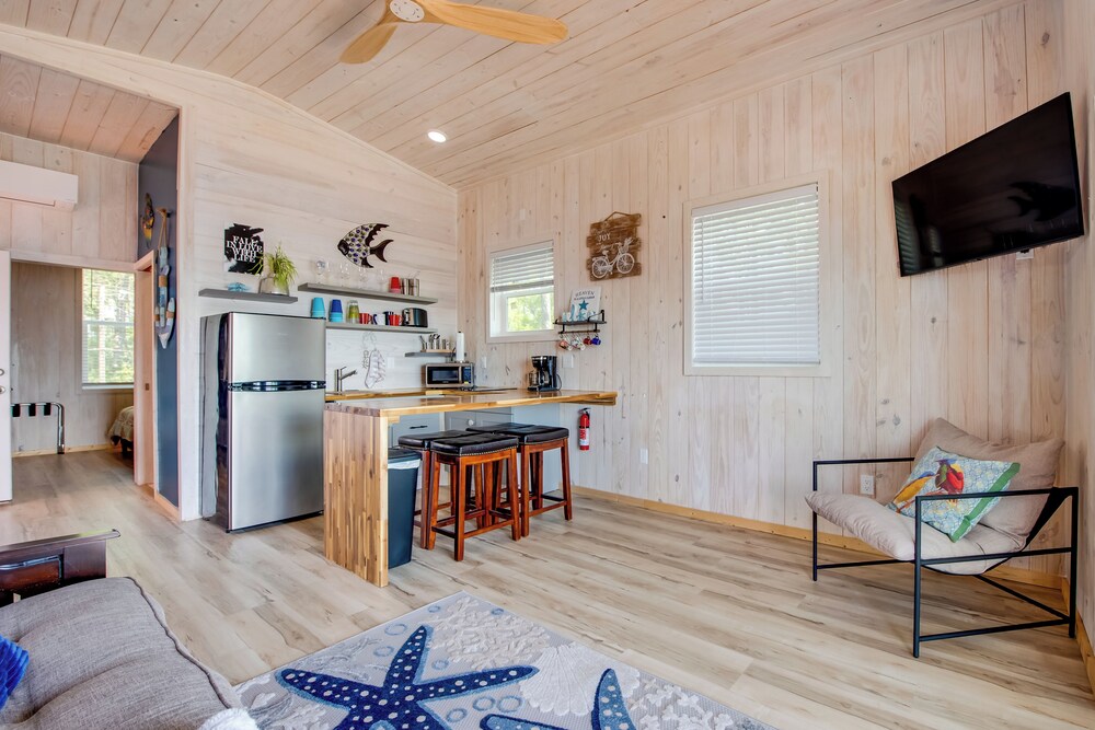 Beachfront Retreat w/ Dock in Lanark Village!