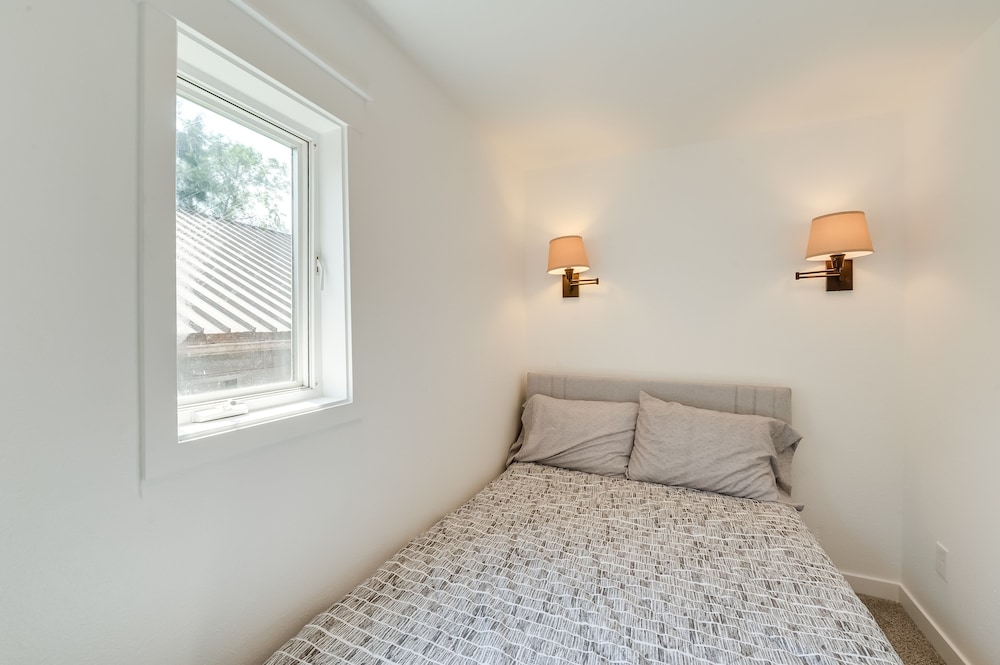 Juneau Vacations - Apartment Near Juneau Downtown Historic District - Property Image 11