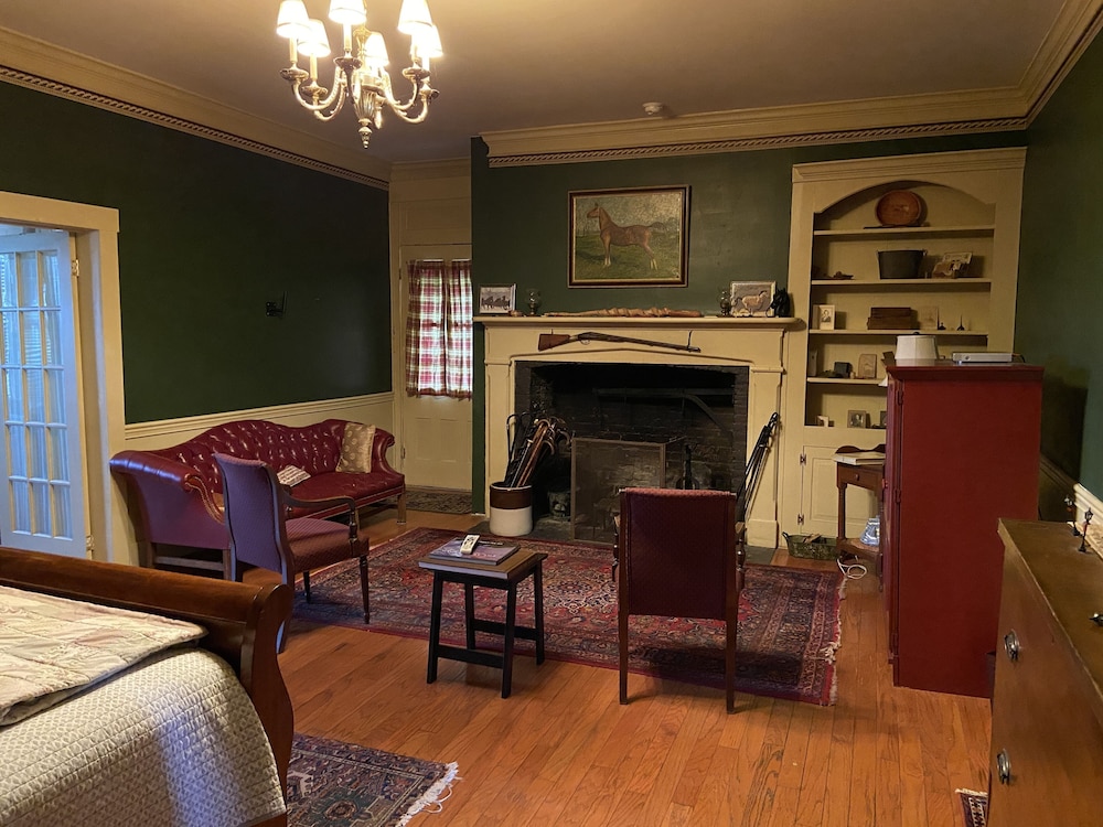 Emma's Bed and Breakfast