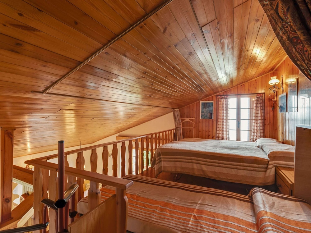 Belvilla by OYO Chalet Nevegal view 3