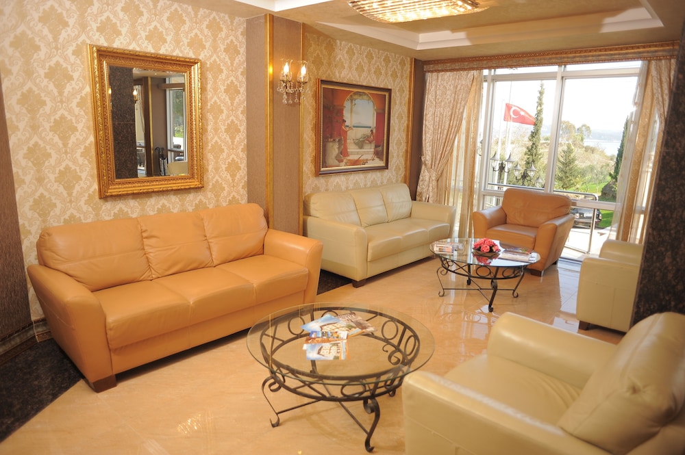 Golden Lake Otel - Image 6