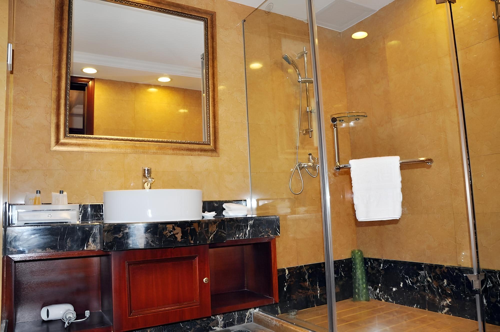 Guangzhou Regency Hotel
