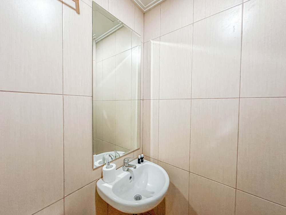 Restful And Good Choice Studio At Tamansari Papilio Apartment