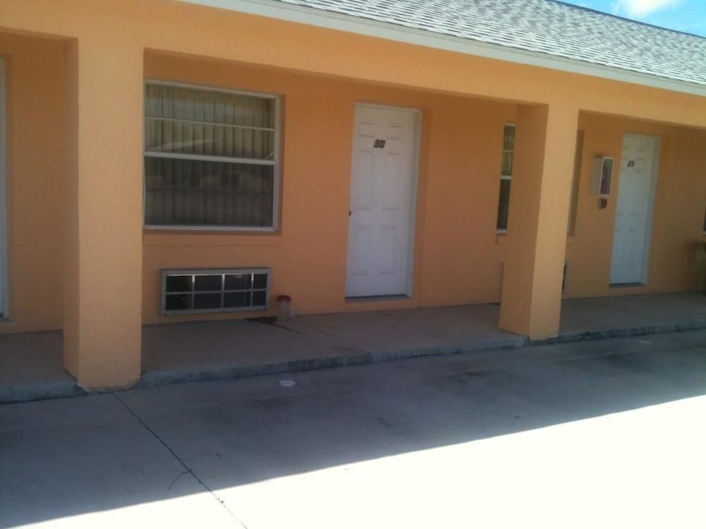 Desoto Motel
