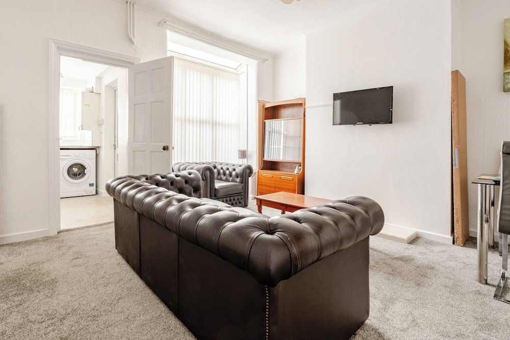 Ad7 Family Guest House