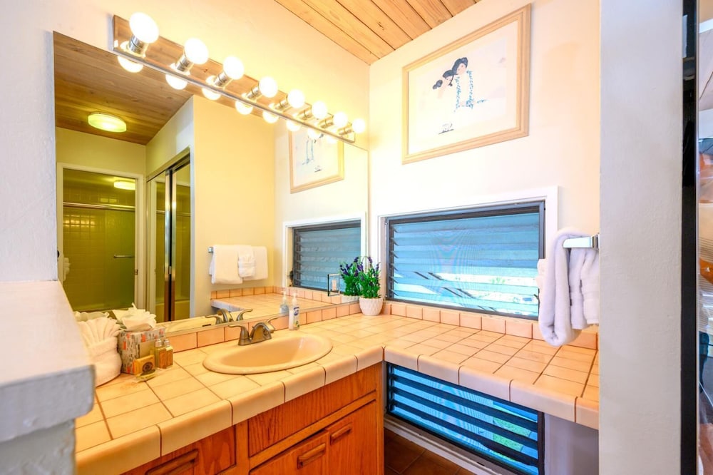 Napili Point 2 Free Rental Cars KBM Resorts Ocean View 1-bedroom Villa At Napili Point Maui 2 Units, 3 Bedrooms Ml-1535