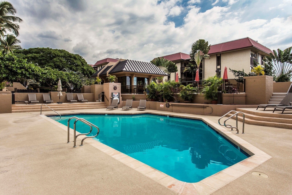 Hawaiian Unit + Walking Distance to Town - AC & Wifi! - Vrkcv