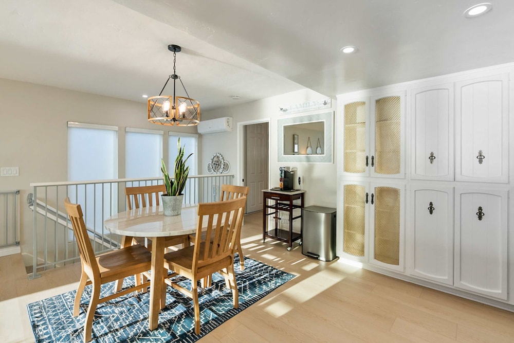 Beachfront Home In Carlsbad - Remodeled