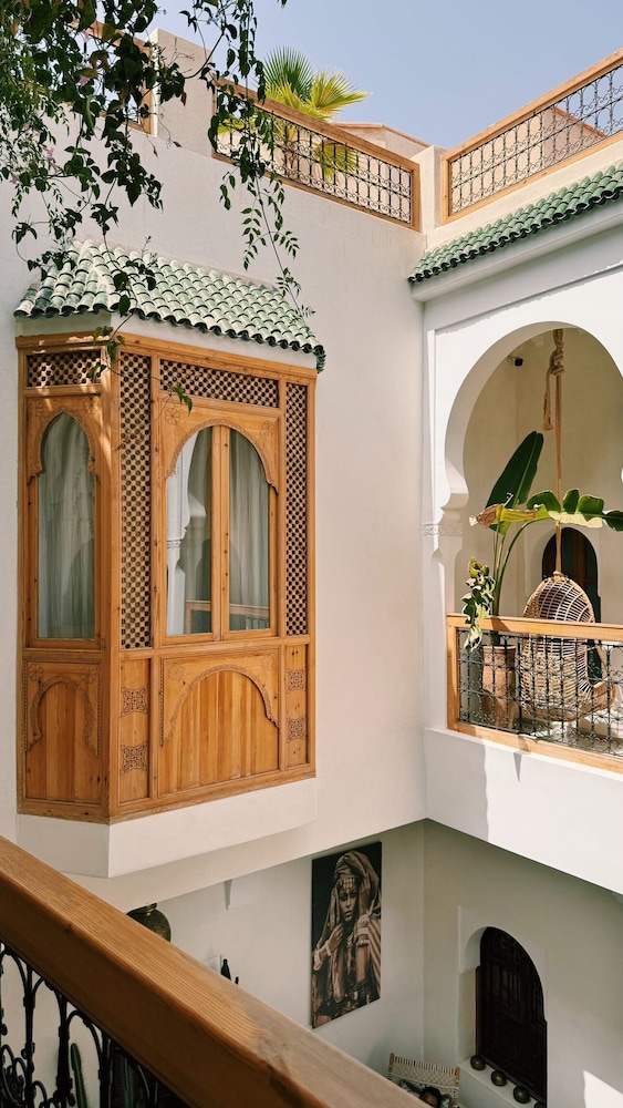 Riad LallaBaya