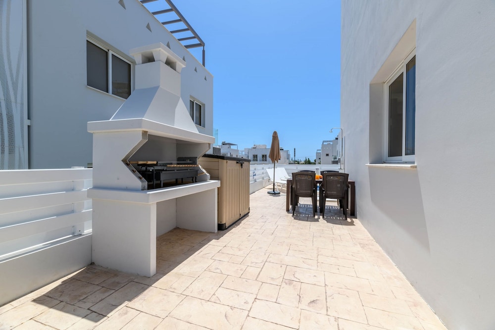 Nissini Villa 5 in Ayia Napa