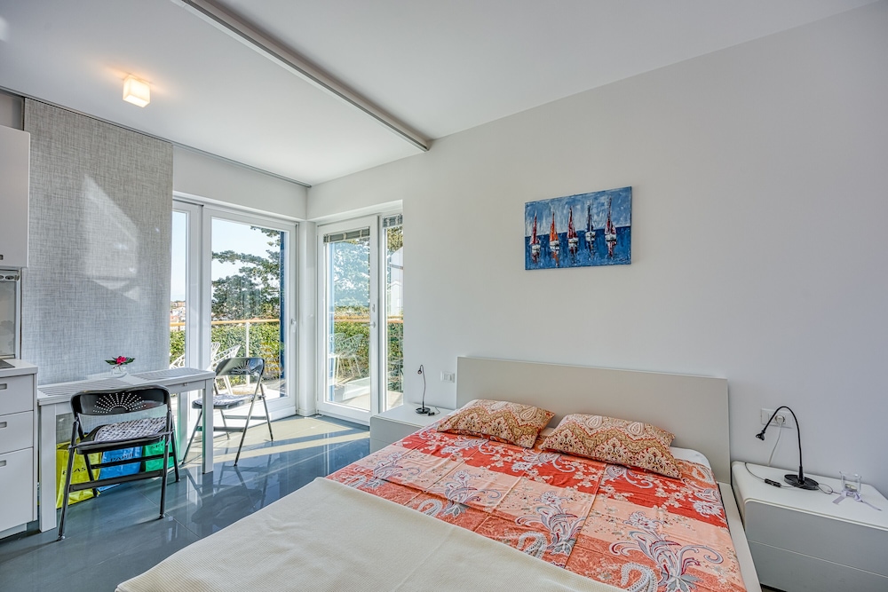 RR Losinj Harbour View Studio view 4