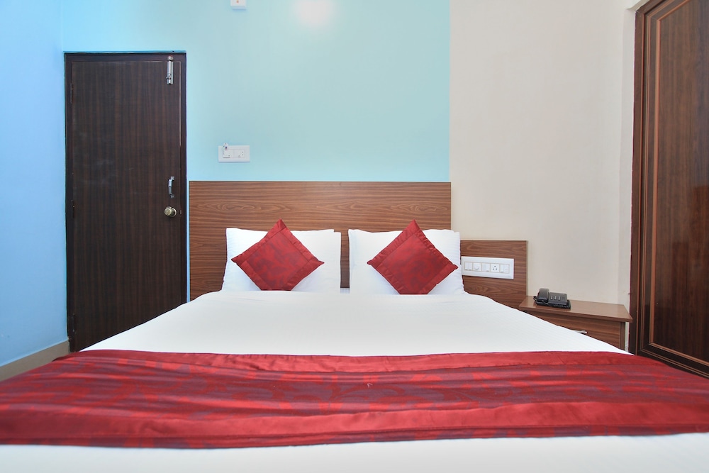 OYO 9583 Hotel Qinn