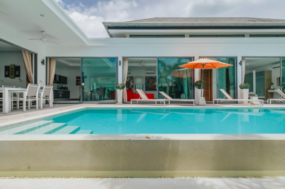 Pool & Wellness