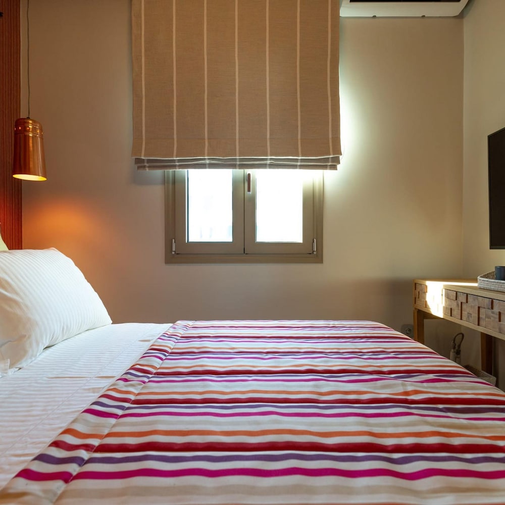 Coocono Tinos Private Villas