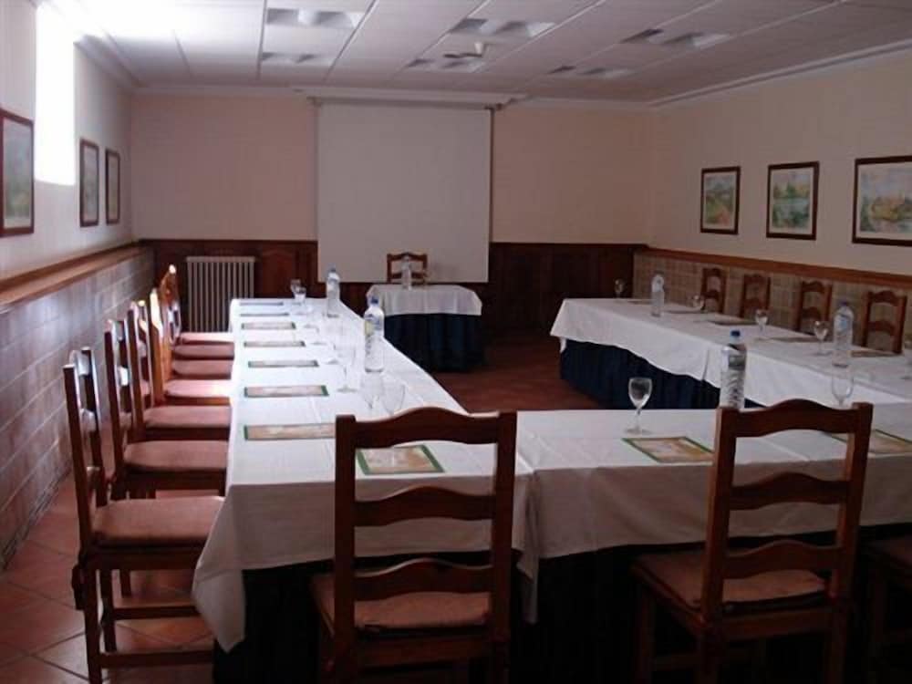 meeting & event spaces