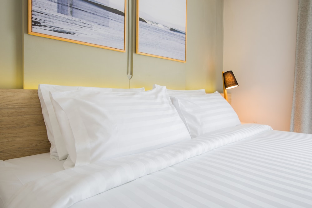Snoozz Hotel - Hostel