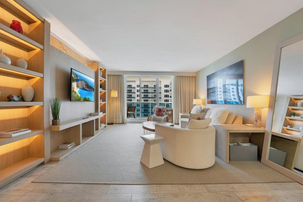 Stunning Oceanfront 1BR 1 Hotel