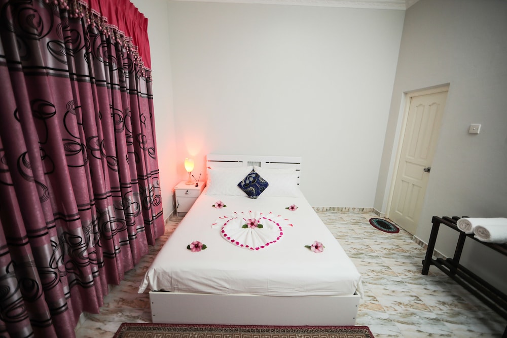 Huvadhoo Inn