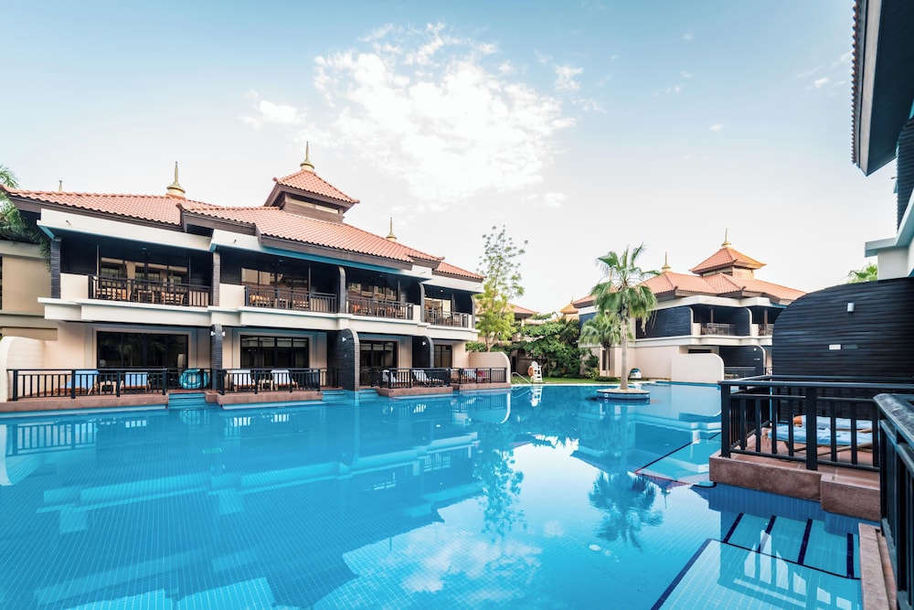 Lux BnB I Palm Jumeirah Resort I Palm Views