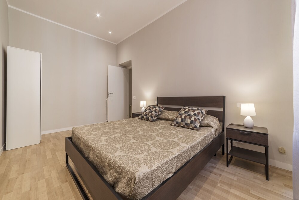 Vittorio Emanuele Apartment
